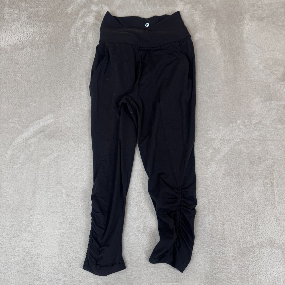 Lululemon Athletica Align Crop‎ Leggings Womens Size 2 Black Preowned Ruched 22"